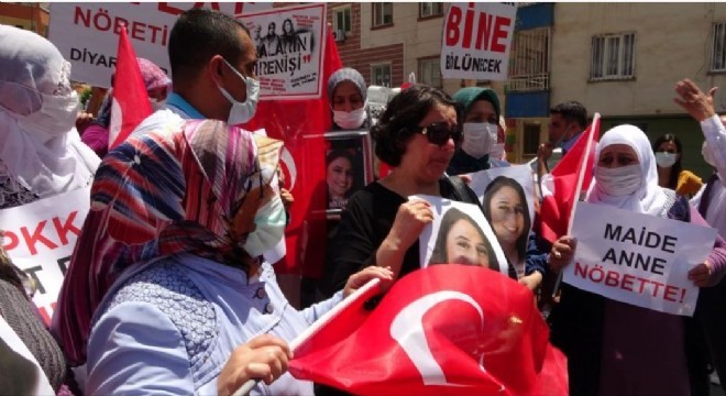 'Anneler isterlerse dağları delerler'