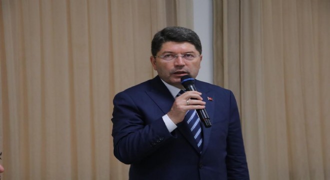 'Cezaevlerinde 15 bin civarında FETÖ mensubu var'