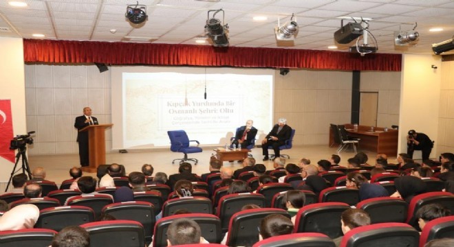 'Maziden İstikbale Oltu' paneli düzenlendi