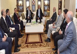 Bakan Bozkır'dan Erzurum'a müjde