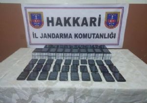 YÜKSEKOVA'DA 48 ADET CEP TELEFONU ELE GEÇİRİLDİ