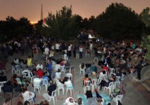 'OLEY' SLOGANIYLA GÖRSEL ŞÖLENE BÜYÜK İLGİ