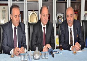 Bakan Akdağ'dan ekonomi istişaresi