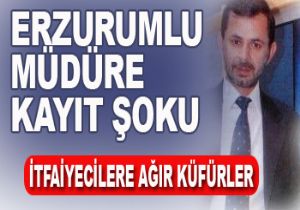 MÜDÜR TOPUN AĞZINDA...