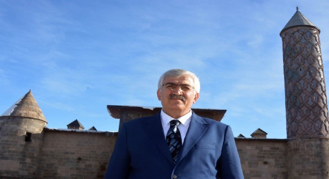 AK Parti İl Başkanı Öz'den kandil mesajı