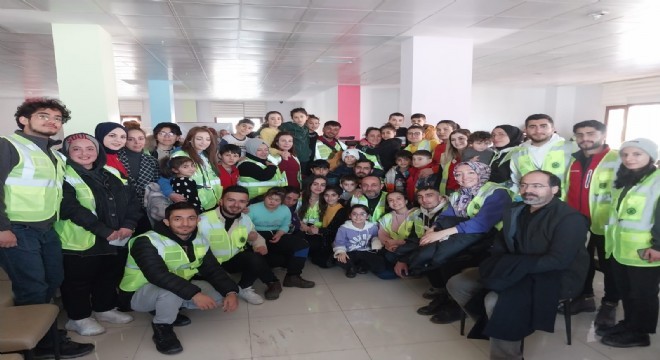 ATAÜNİ'den depremzedelere sağlık desteği