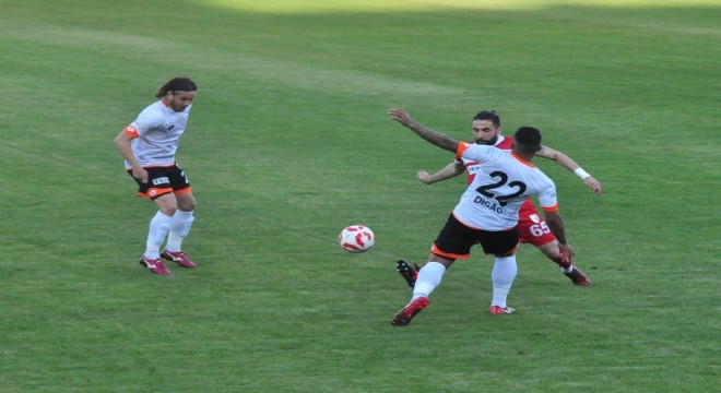 Adanaspor, Samsunspor'u eli boş gönderdi: 2-1