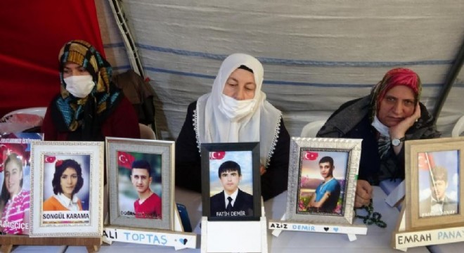 Ailelerden evlatlarına ‘teslim ol' çağrısı