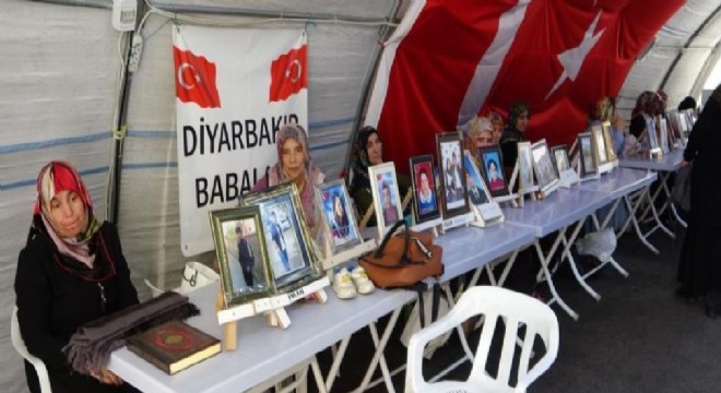 Ailelerin direnişi 966'ncı gününde