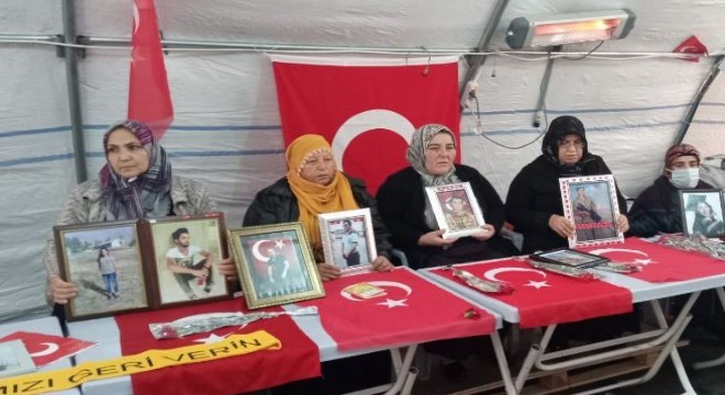 Ailelerin evlat nöbeti 102'nci gününde