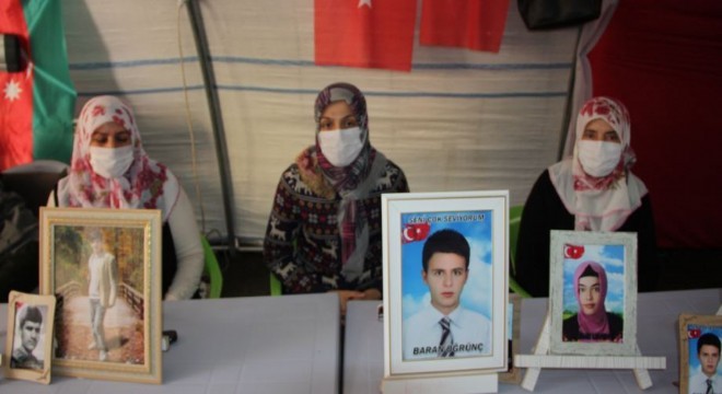 Ailelerin evlat nöbeti 438'inci gününe girdi