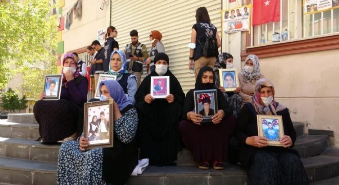 Ailelerin evlat nöbeti 738'inci gününde