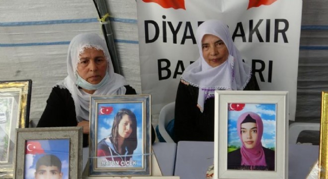 Ailelerin kararlı direnişi 989'uncu gününde