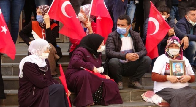 Anaların evlat nöbeti 583'üncü gününe girdi