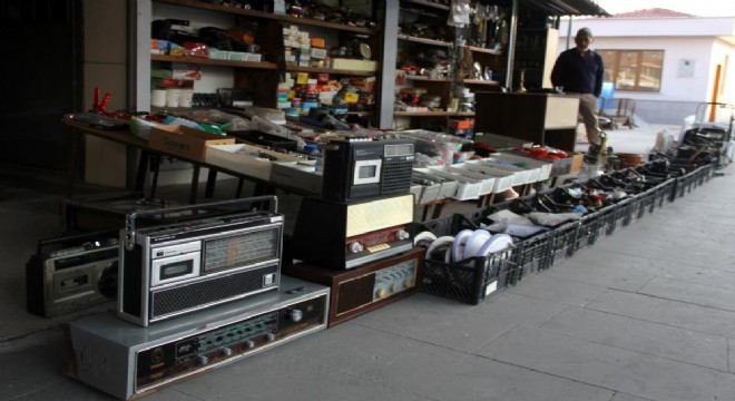 Artık şark köşelerini süslüyorlar