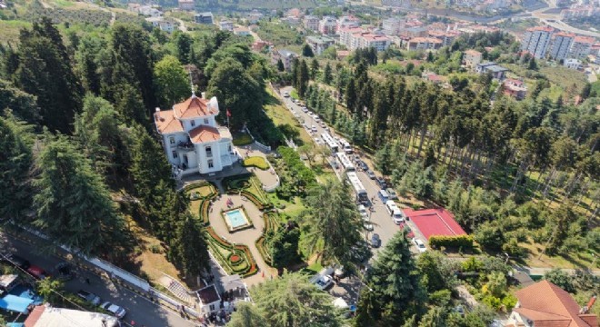 Atatürk Köşkü'ne ziyaretçi akını