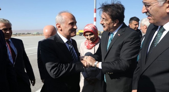 Aydemir: ‘Erzurum ulaşımda altın çağını yaşıyor'