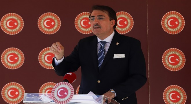 Aydemir: ‘Öğretmenlerimiz ruh mimarlarımızdır'