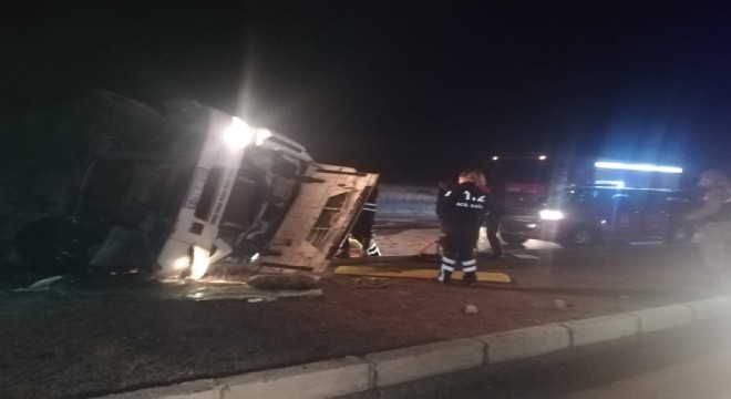 Aşkale Gökçebük'te trafik kazası: 2 yaralı