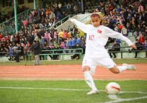 BAYAN FUTBOLU PANELİ ERZURUM'DA...