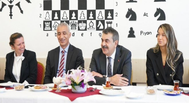 Bakan Tekin'den istişare vurgusu