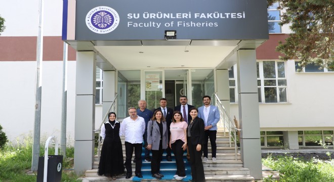 Bayrakçeken'den bilimsel başarıya motivasyon desteği