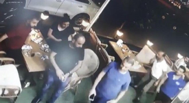 Bingöl'deki deprem güvenlik kameralarına yansıdı