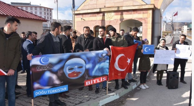 Bitlislilerden Doğu Türkistan'daki zulme tepki