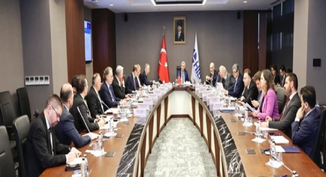 Bolat hizmetler dış ticaret verilerini değerlendirdi