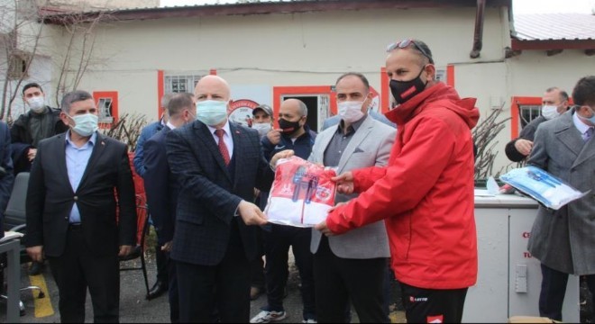 Büyükşehir'den Amatör Futbol kulüplerine destek