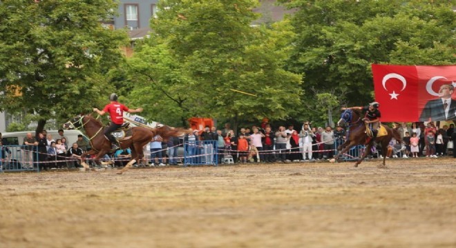 Dadaşlar Cirit coşkusunu Derince'ye taşıdı