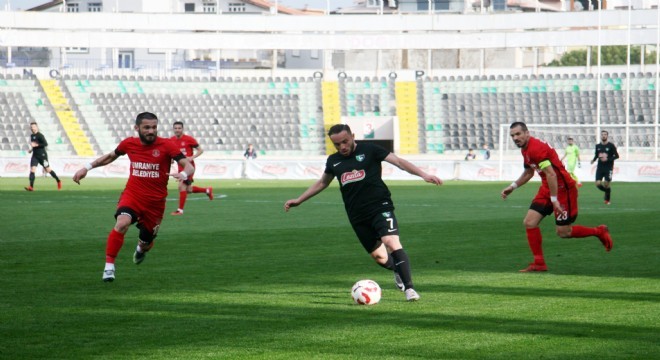 Denizlispor Ümraniyespor'u liderlikten indirdi: 2-0