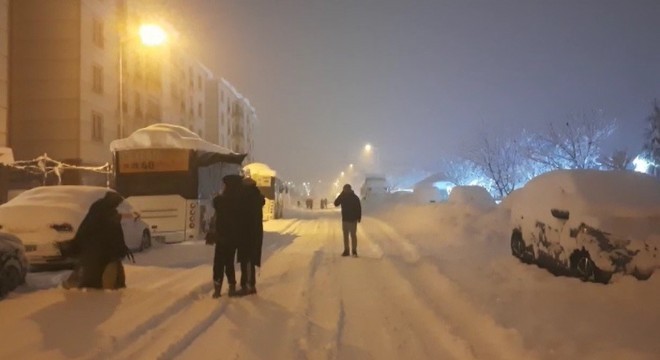 Deprem Erzurum'da da hissedildi