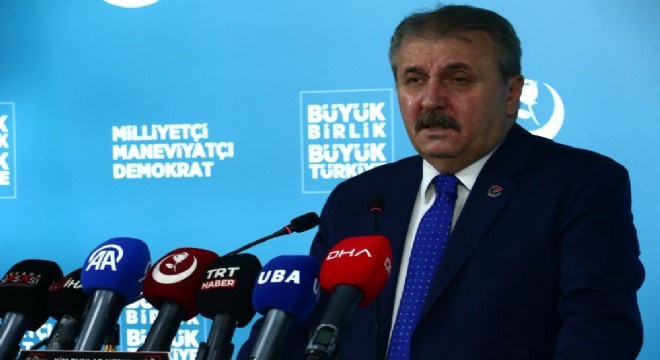 Destici Doğu Türkistan'daki zulme dikkat çekti