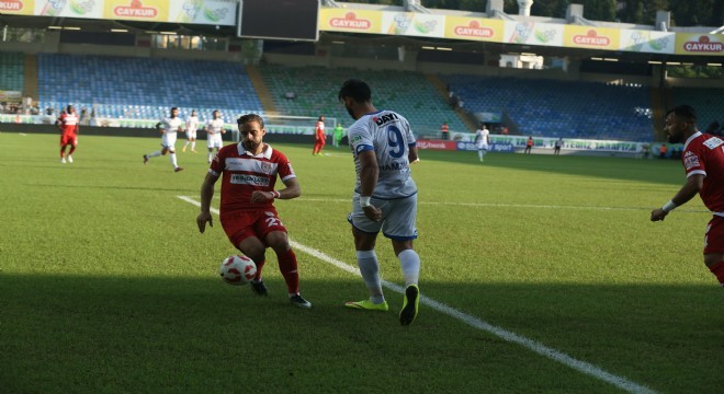 Dikkatler Gaziantep-Erzurumspor maçında