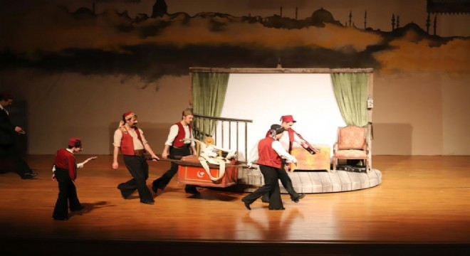 EDT sanatçıları NEVÜ'de sahne aldı