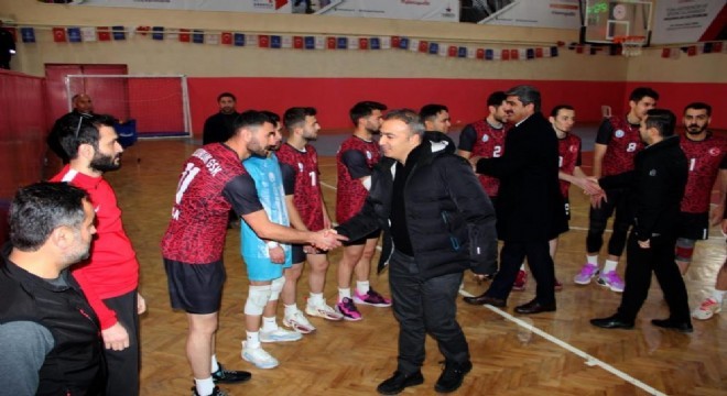 EGS play-off yolunda