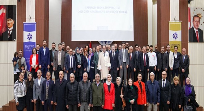 ETÜ bilimsel başarıyı ödüllendirdi