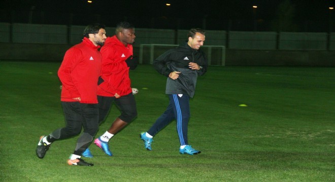 Elazığspor'da Kalpar ilk antrenmanına çıktı