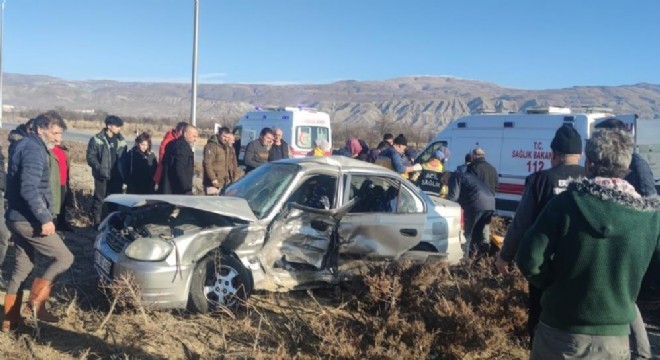 Erzincan'da trafik kazası: 1 ölü