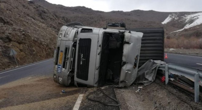 Erzurum - Erzincan karayolunda kaza: 1 yaralı