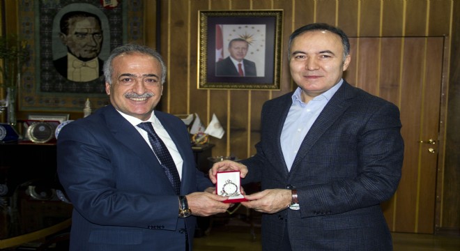 Erzurum Eski Valisi Altıparmak, Rektör Çomaklı'yı Ziyaret Etti