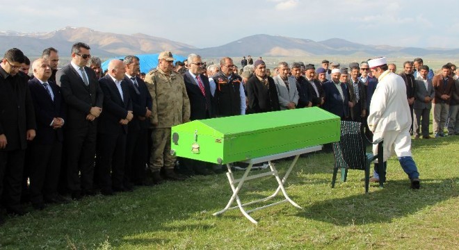 Erzurum Küçük Furkan'a ağladı