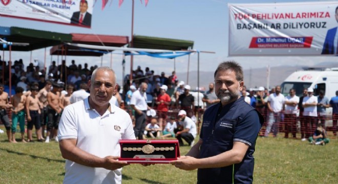 Erzurum Ovası'nda güreş festivali