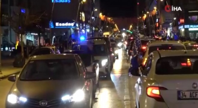 Erzurum caddeleri şenlik alanına döndü