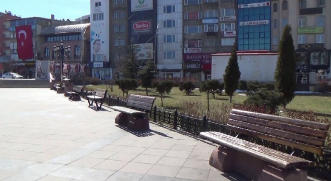 Erzurum meydanlarında ‘korona' sessizliği