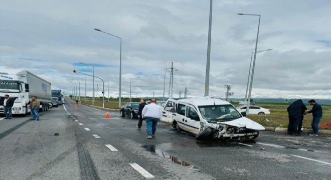 Erzurum çevre yolunda kaza: 6 yaralı