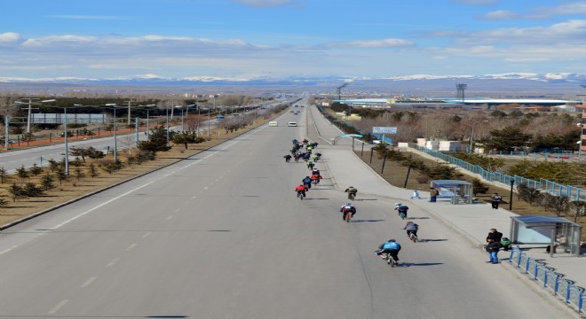 Erzurum'a giriş çıkış kısıtlaması kaldırıldı