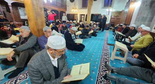 Erzurum'da 1001 hatim bereketi
