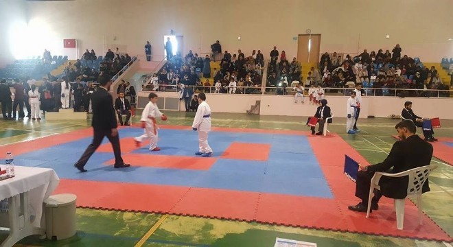 Erzurum'da Karate Şöleni
